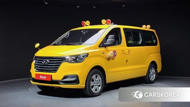 Hyundai The New Grand Starex 2019 Желтый из Кореи