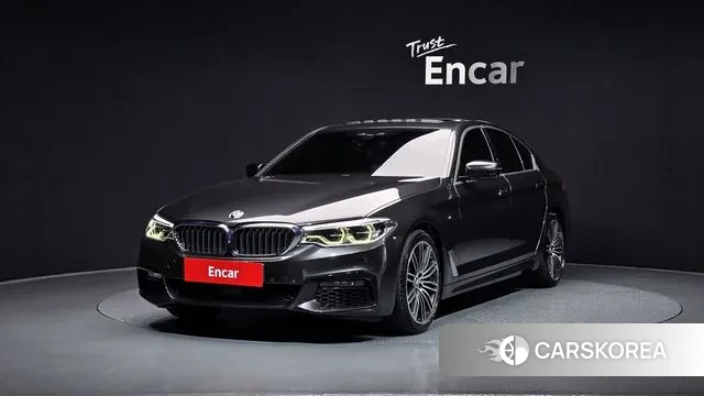 BMW 5 Series (G30) 2019 Серый из Кореи