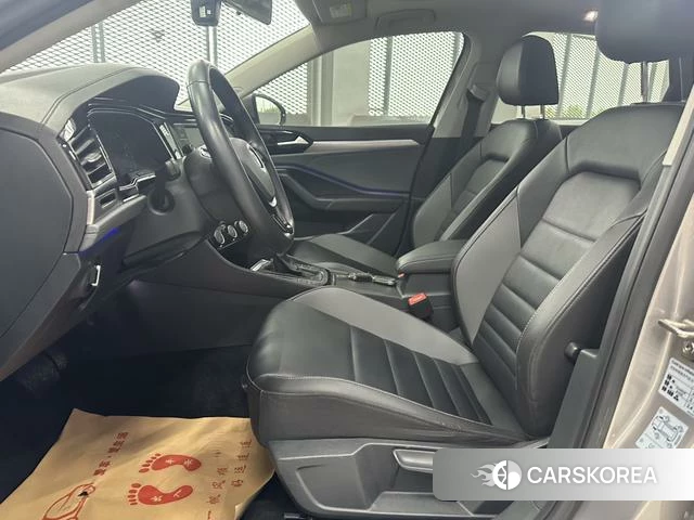 Volkswagen Sagitar 2020 Шампань из Китая
