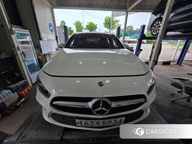 Mercedes-Benz A-Class W177 2019 Белый из Кореи