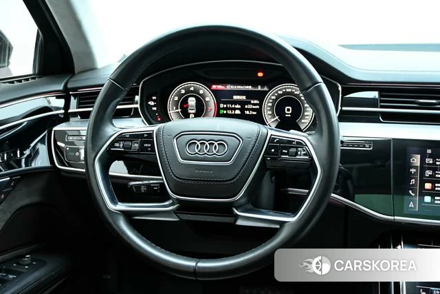 Audi A8 PHEV 2022 Черный из Китая