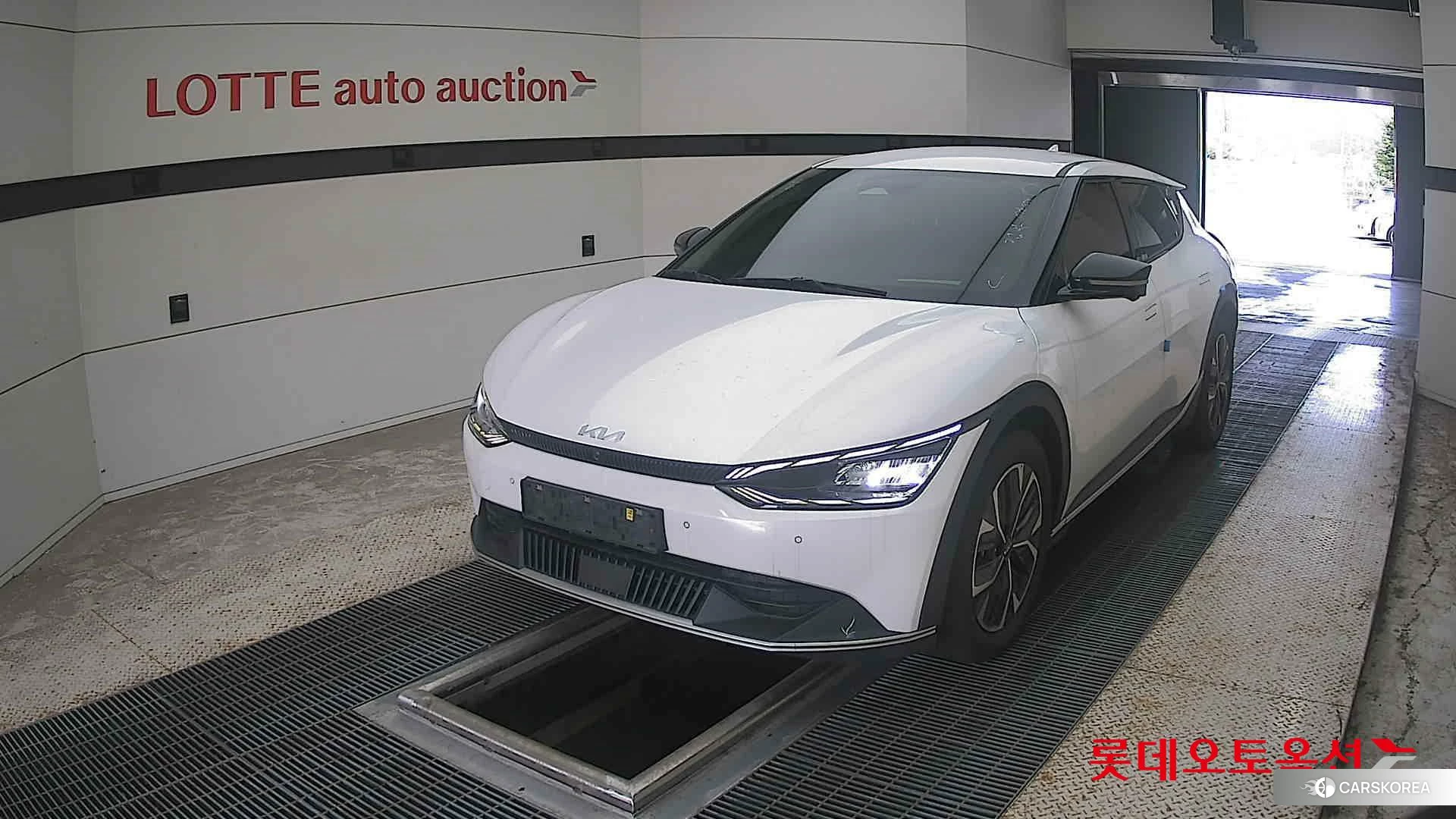 Kia EV6 2022 Белый из Кореи