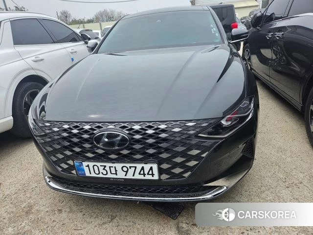 Hyundai The New Grandeur IG Hybrid 2022 Черный из Кореи