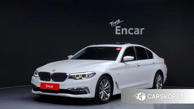 BMW 5 Series (G30) 2018 Белый из Кореи