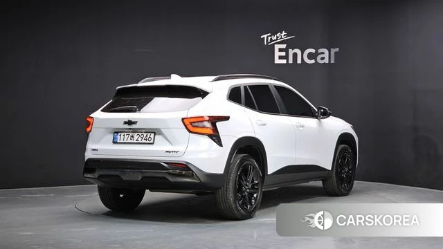 Chevrolet (GM Daewoo) Trax Crossover 2024 Белый из Кореи