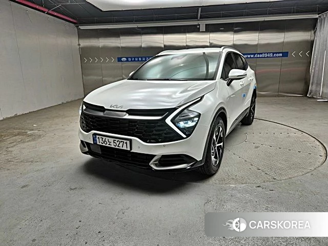 Kia Sportage 5th Generation Hybrid 2022 Белый из Кореи