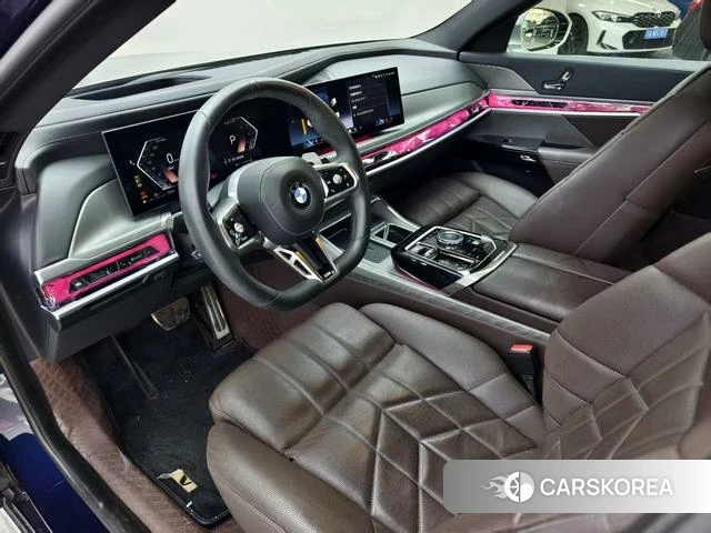 BMW 7 series 2023 Синий из Китая