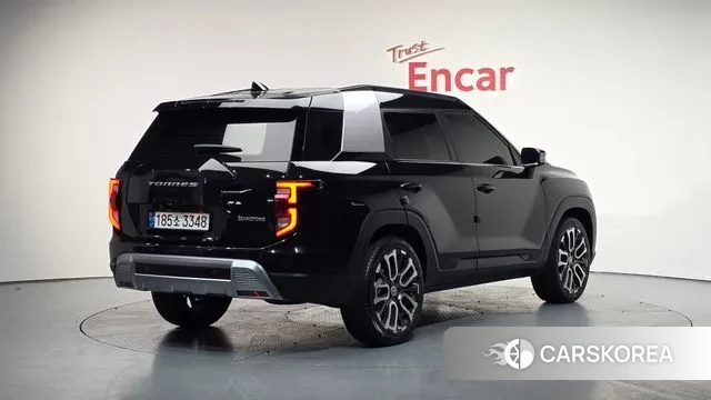 Ssangyong Torres 2023 Черный из Кореи