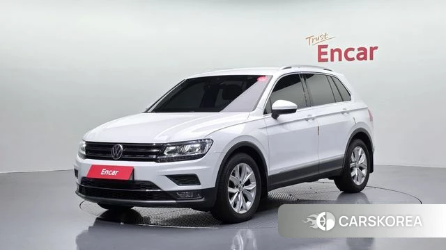 Volkswagen Tiguan second Generation 2018 Белый из Кореи