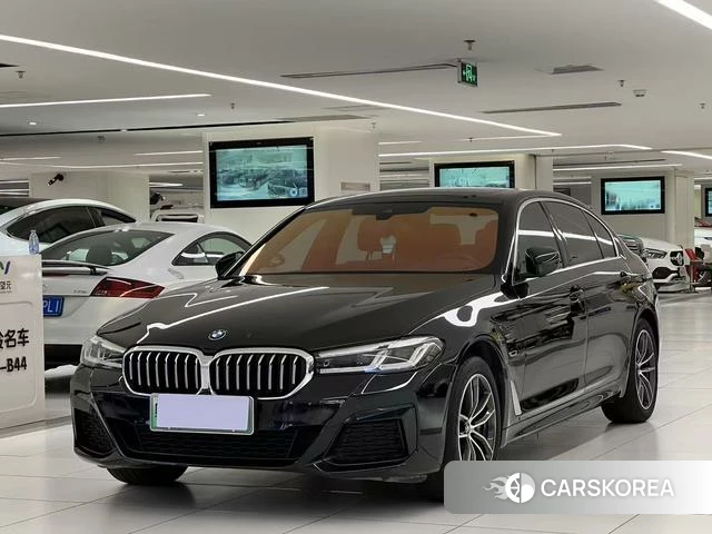 BMW 5 series PHEV 2023 Черный из Китая