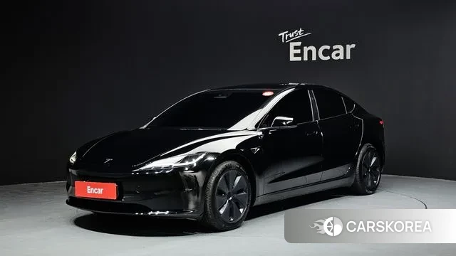 Tesla Model 3 2024 Черный из Кореи