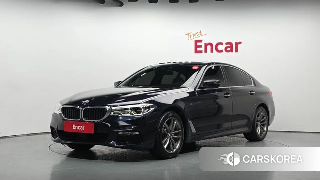 BMW 5 Series (G30) 2018 Черный из Кореи