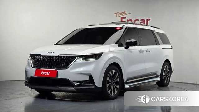 Kia Carnival 4th generation 2023 Белый из Кореи