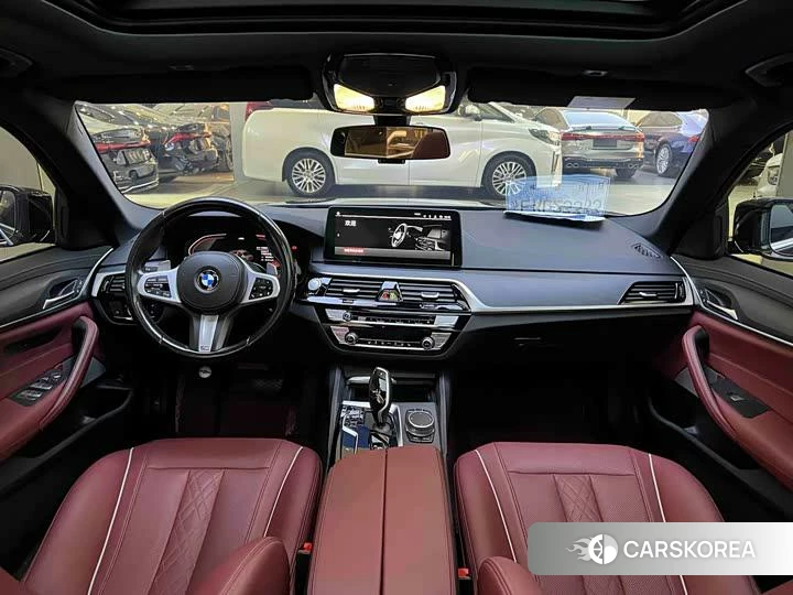 BMW 5 series 2021 Черный из Китая