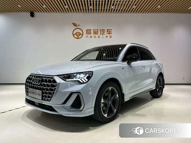 Audi Q3 2023 Белый из Китая