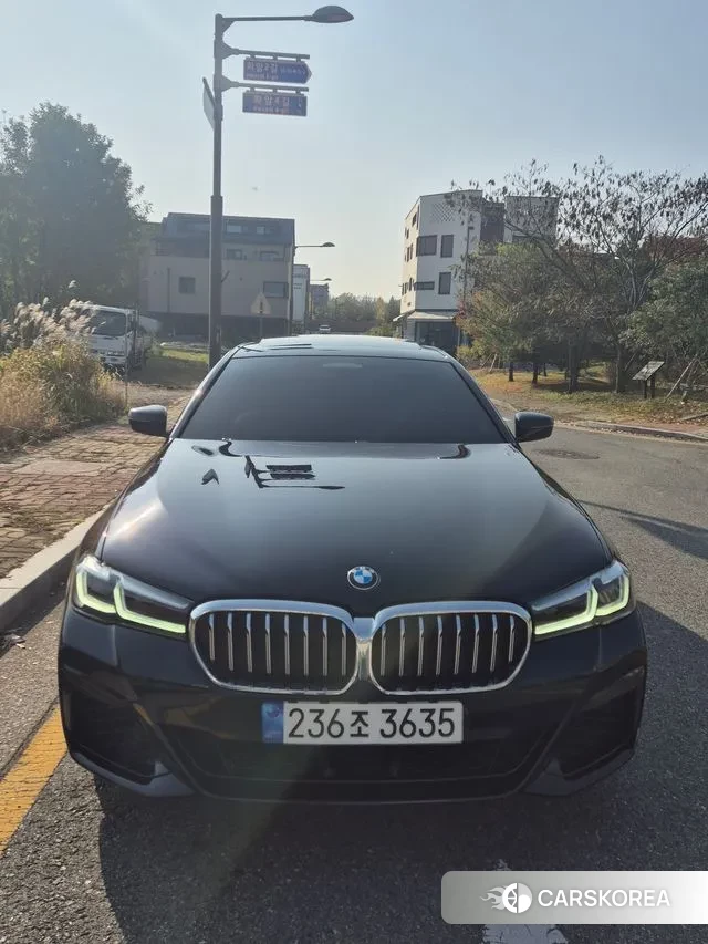 BMW 5 Series (G30) 2023 Синий из Кореи