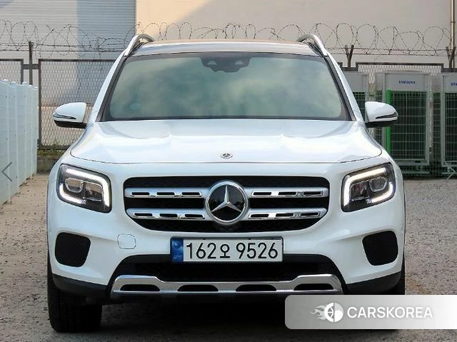 Mercedes-Benz GLB-Class X247 2023 Белый из Кореи