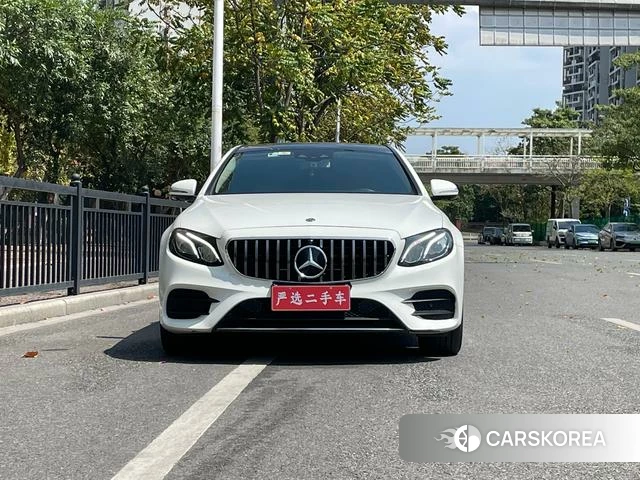 Mercedes-Benz E-class id 4220972 из Китая