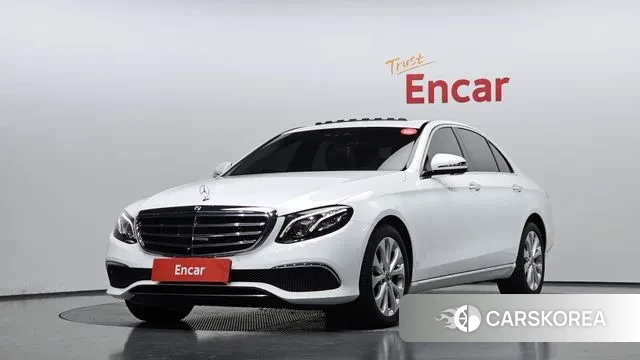 Mercedes-Benz E-Class W213 2020 Белый из Кореи