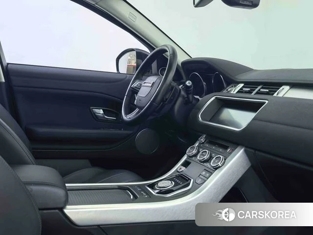 Land Rover Range Rover Aurora 2018 Белый из Китая