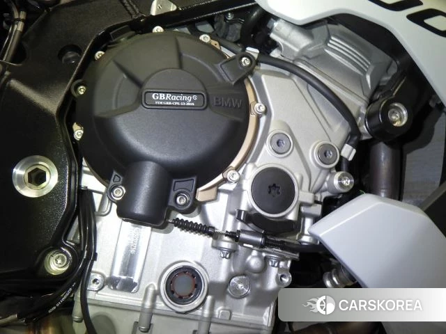 Engine photo