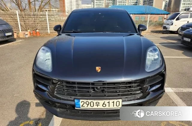 Porsche Macan 2021 Черный из Кореи