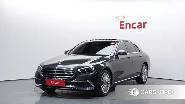 Mercedes-Benz E-Class W213 2022 Серый из Кореи