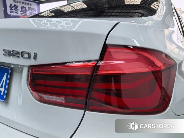 BMW 3 series 2019 Белый из Китая