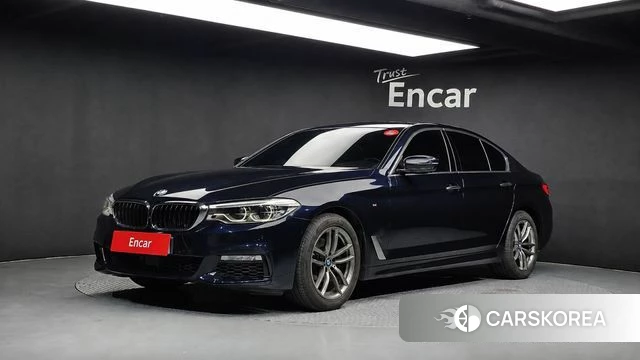 BMW 5 Series (G30) 2018 Черный из Кореи