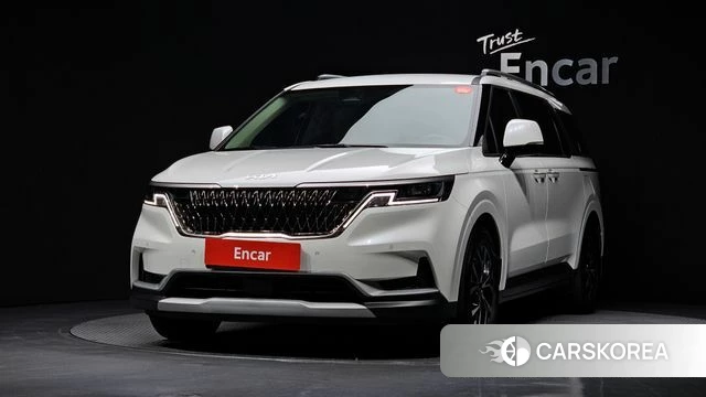 Kia Carnival 4th generation 2023 Белый из Кореи