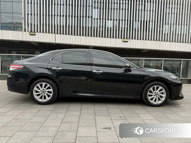 Toyota Camry 2023 Черный из Китая