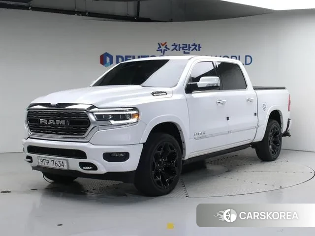 Dodge Lampicup 2019 Белый из Кореи