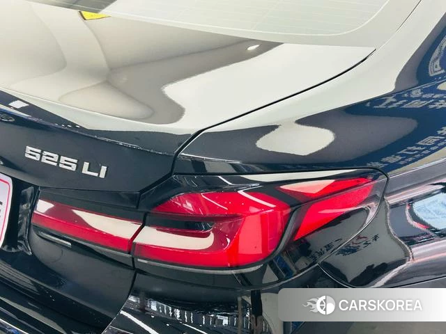 BMW 5 series 2021 Черный из Китая