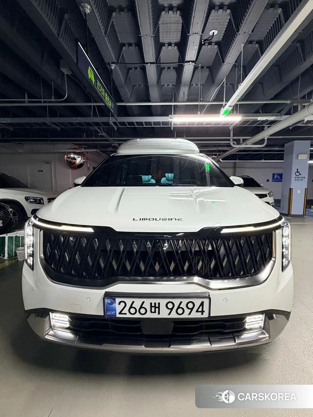Kia The New Carnival 4th Generation 2025 Белый из Кореи