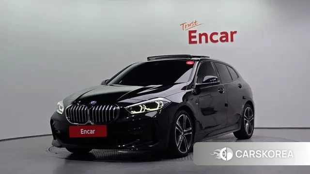 BMW 1 Series (F40) 2024 Черный из Кореи