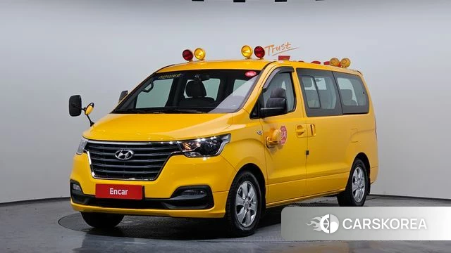 Hyundai The New Grand Starex 2019 Желтый из Кореи