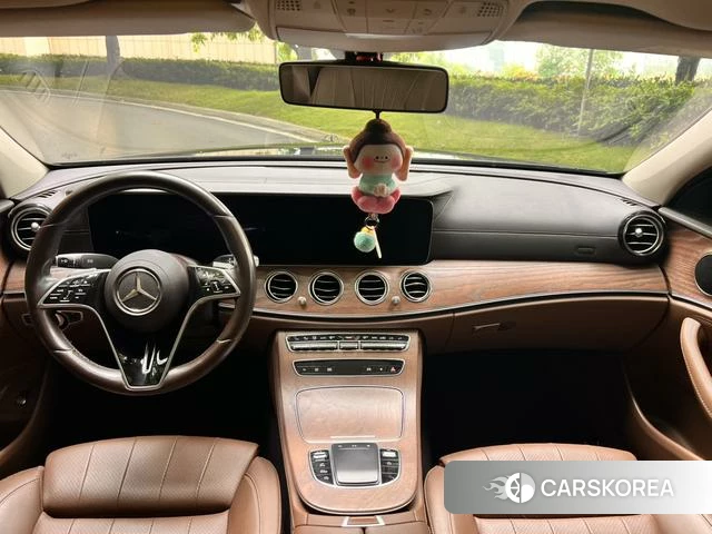 Mercedes-Benz E-class 2022 Черный из Китая
