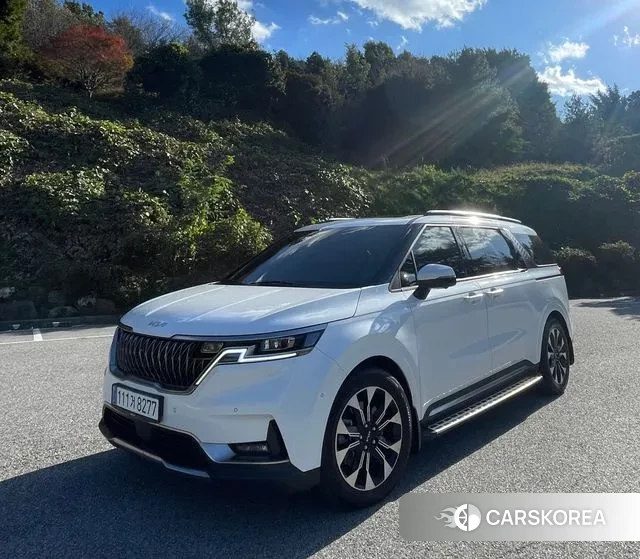 Kia Carnival 4th generation 2023 Белый из Кореи