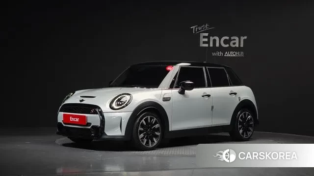 Mini Cooper S 2021 Серебряный двухцветный из Кореи