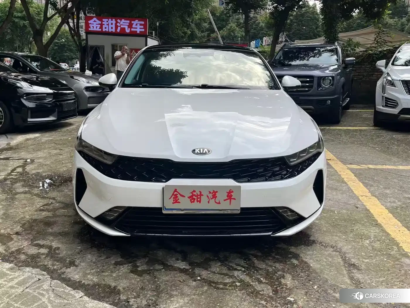 Kia K5 2021 Белый из Китая