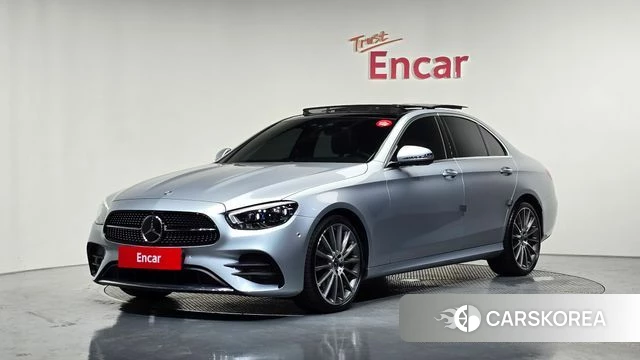 Mercedes-Benz E-Class W213 2022 Серебристо-серый из Кореи
