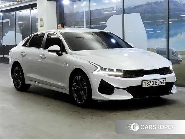 Kia K5 3rd generation 2021 Белый из Кореи