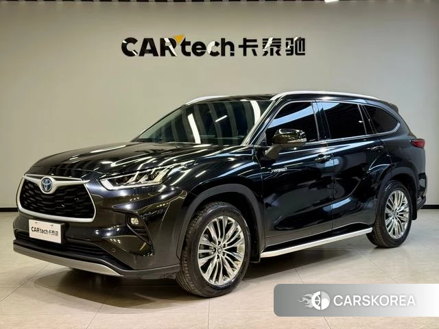 Toyota Highlander 2024 Черный из Китая