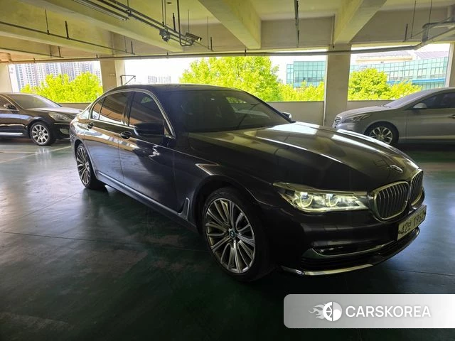 BMW 7 Series (G11) 2018 Серый из Кореи