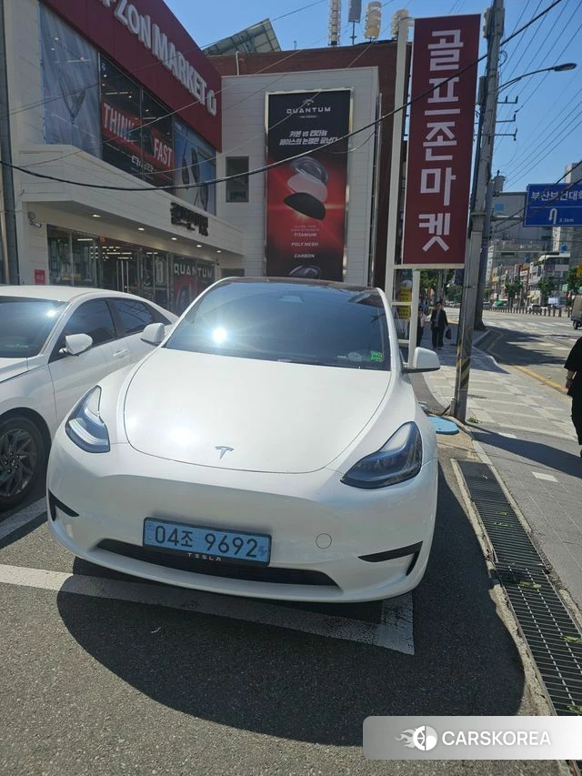 Tesla Model Y 2024 Белый из Кореи
