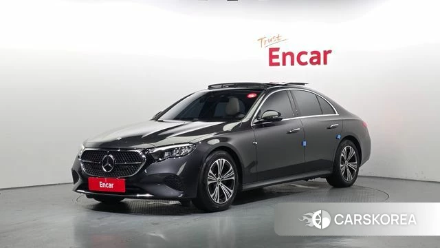 Mercedes-Benz E-Class W214 2024 Серый из Кореи