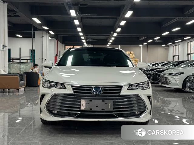 Toyota Asian dragon 2021 Белый из Китая