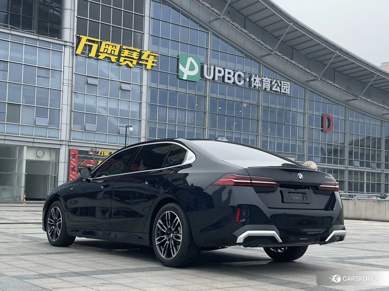 BMW 5 series 2024 Черный из Китая