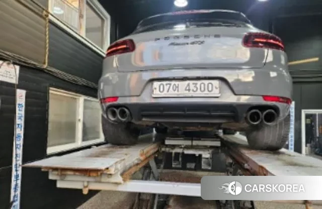 Porsche Macan 2018 Белый из Кореи