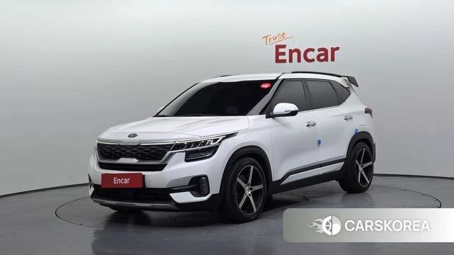 Kia Seltos 2020 Белый из Кореи